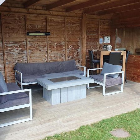 Holiday cottage with sauna in Zeeland Stavenisse Buitenkant foto